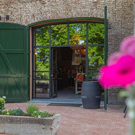 Buitenplaats Kasteel Elsloo 앨슬루 외부 사진