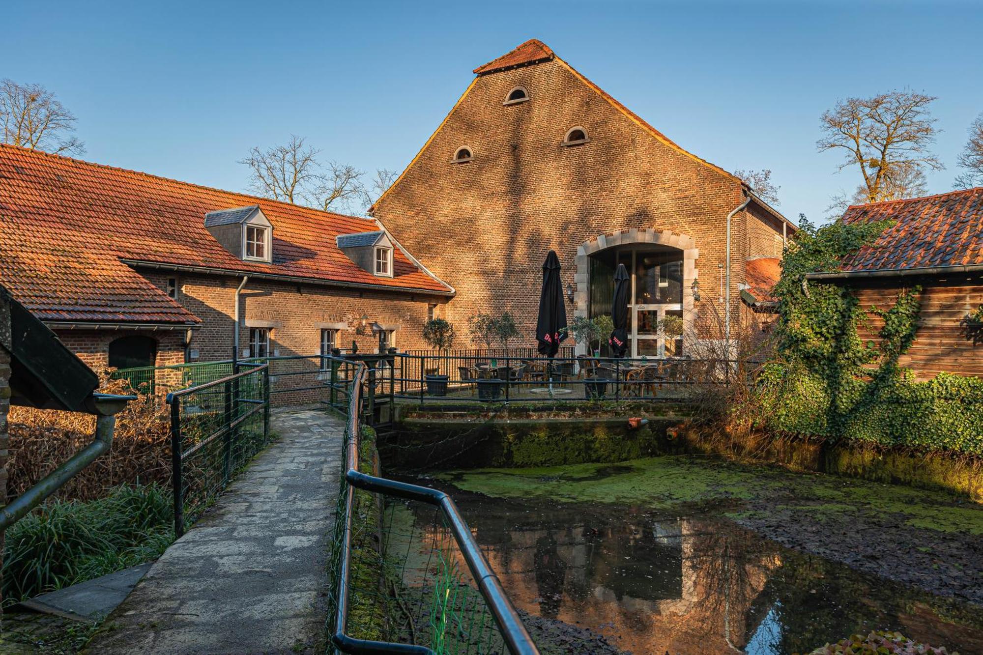 Buitenplaats Kasteel Elsloo 앨슬루 외부 사진